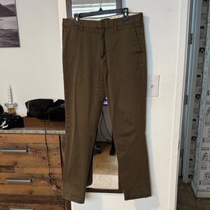 Men's dark khaki Pants